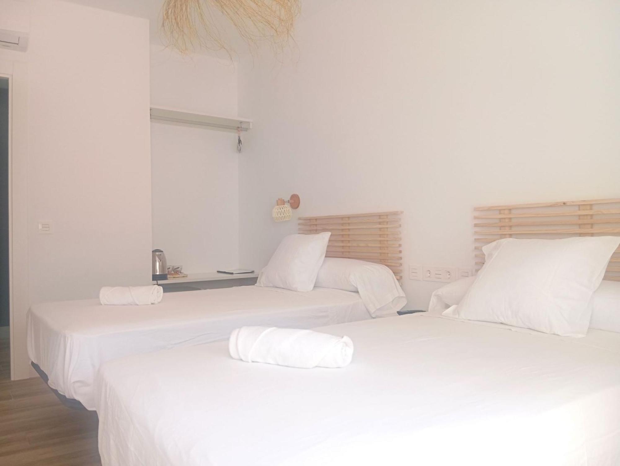 Hostal Casa Emilio Almería Exterior foto